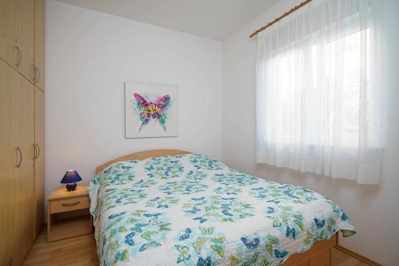Apartmani Nedoklan Srima Eksteriør bilde
