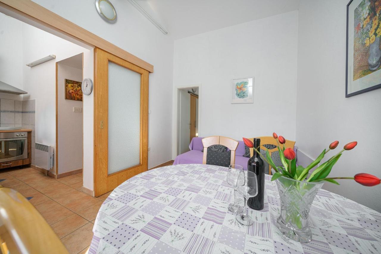 Apartmani Nedoklan Srima Eksteriør bilde
